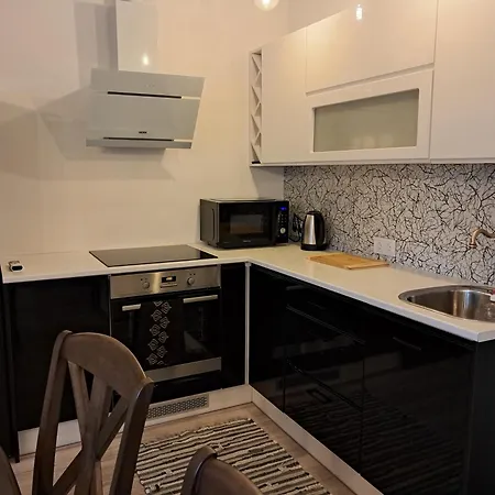 Apartment Crystal *